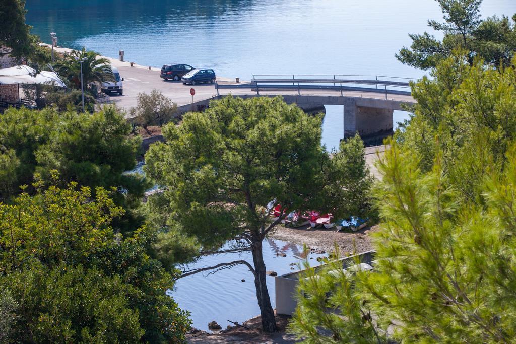 Apartments Bruna Lastovo ภายนอก รูปภาพ