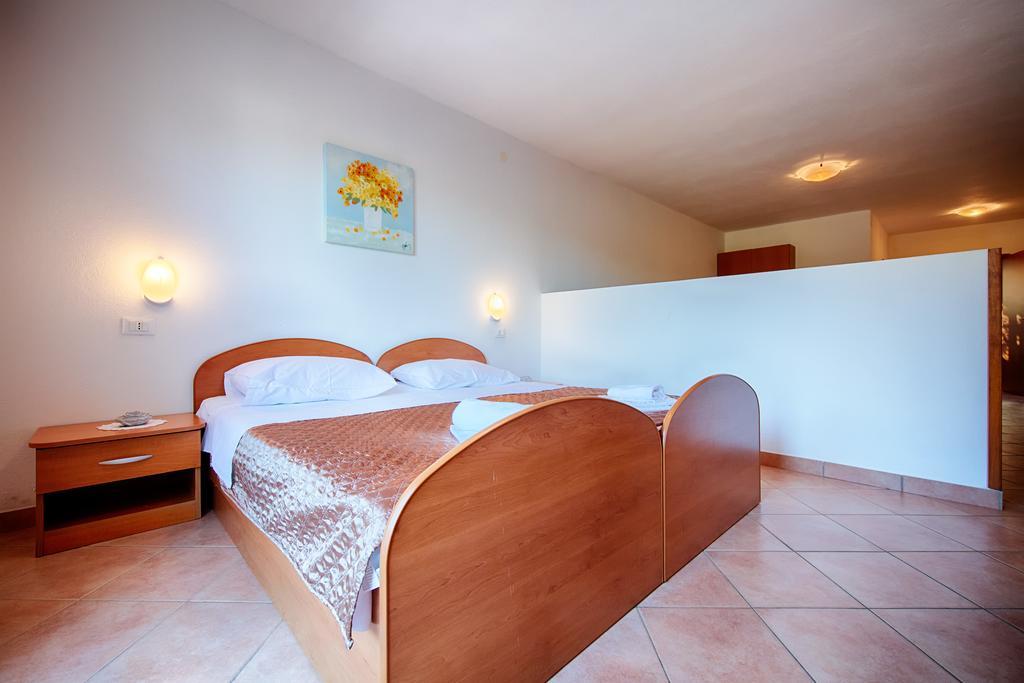 Apartments Bruna Lastovo ห้อง รูปภาพ