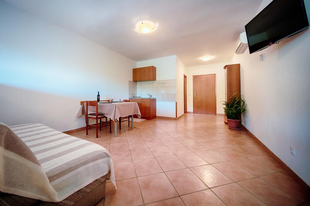 Apartments Bruna Lastovo ห้อง รูปภาพ